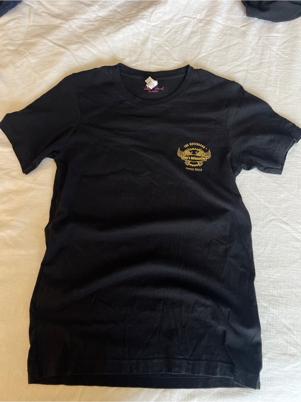 Black Short-Sleeve The Ravenhood King garage T shirt. Little smut closet